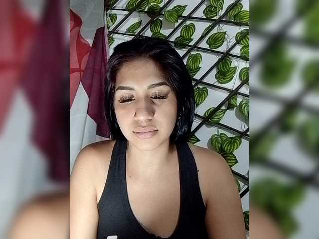 TUCHICA26's BongaCams show and profile