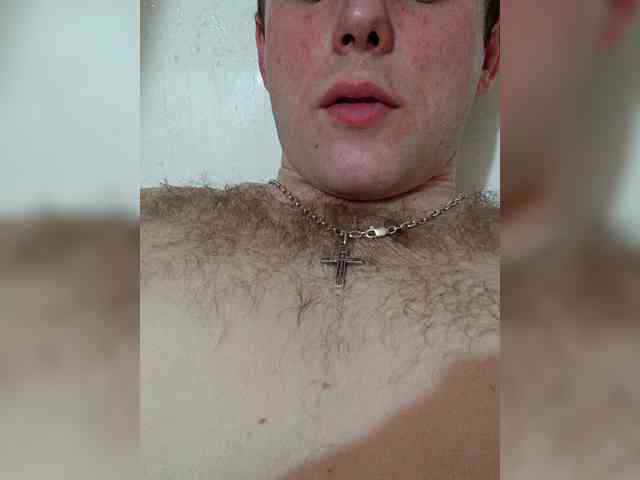 Lickfeetjuicyfru... Live Webcam on BongaCams