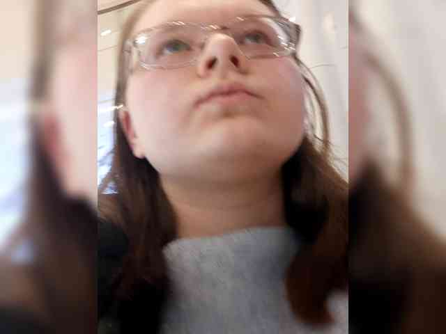 PennilessPrincess webcam