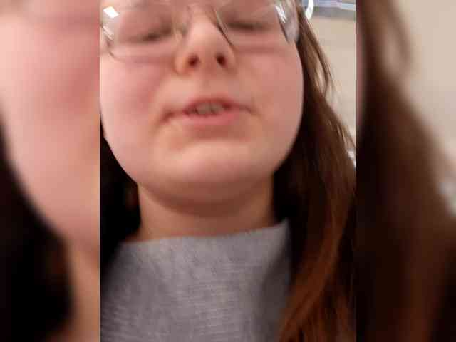 PennilessPrincess webcam