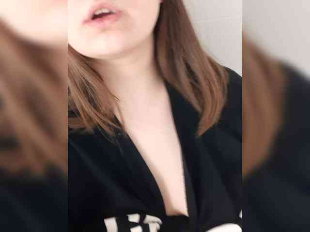 PennilessPrincess webcam