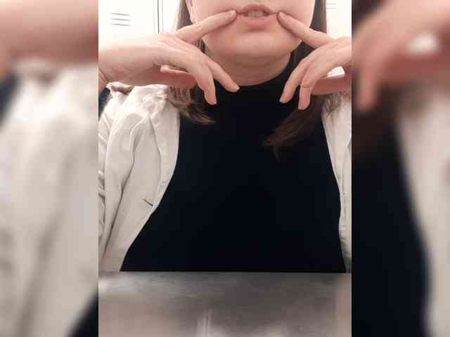 PennilessPrincess webcam