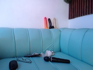 Sofi-Thomas Porn Show