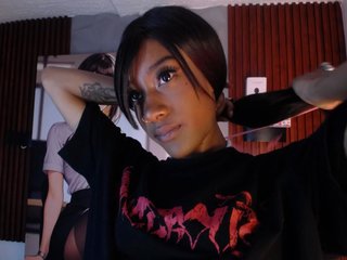 Sofi-Thomas Porn Show