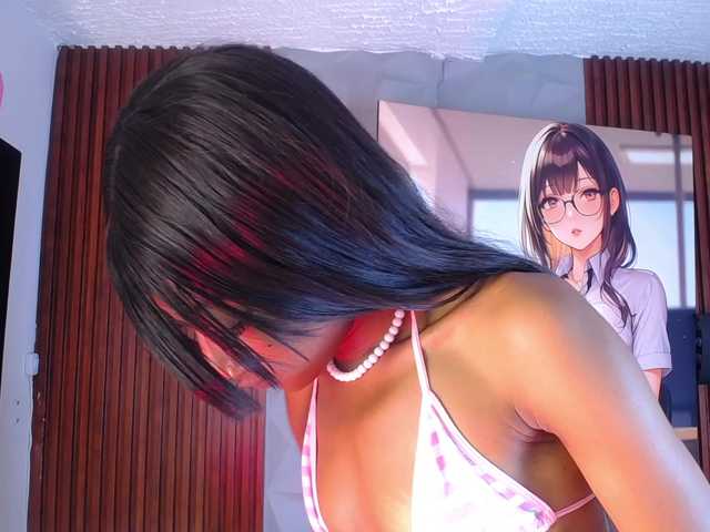 Sofi-Thomas's BongaCams show and profile