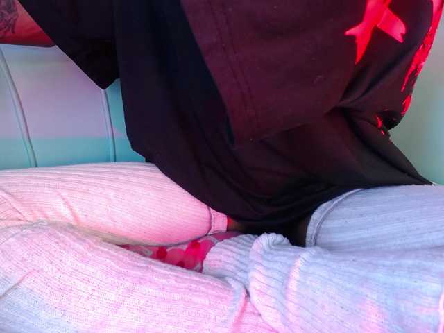 Sofi-Thomas's BongaCams show and profile