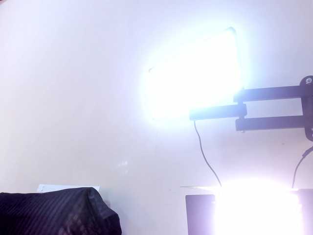 Haileysans's BongaCams show and profile