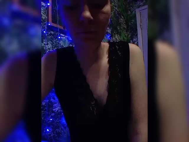 Marina1997-a's BongaCams show and profile