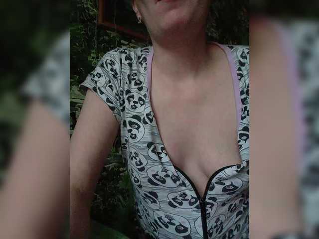 Marina1997-a's BongaCams show and profile