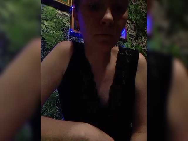 Marina1997-a's BongaCams show and profile