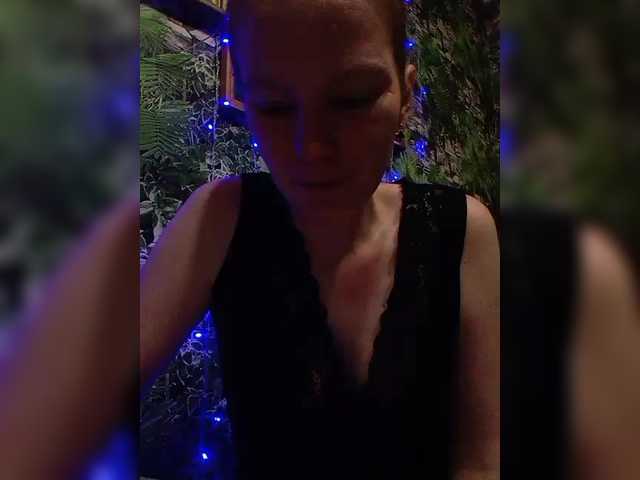 Marina1997-a's BongaCams show and profile