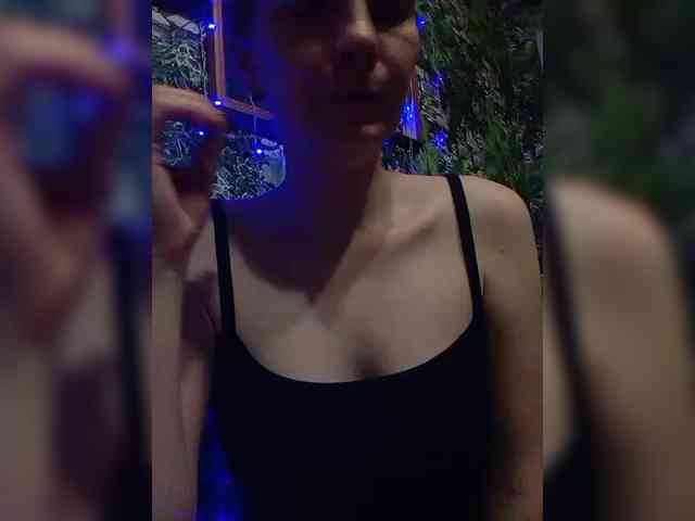 Marina1997-a Live Webcam on BongaCams