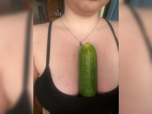 slay21's BongaCams show and profile