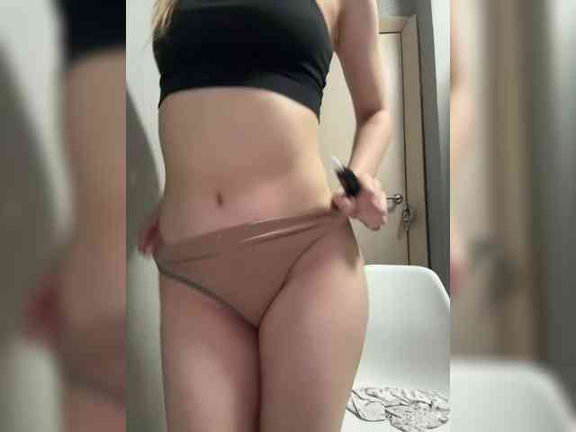 SofiaKiss Live Webcam on BongaCams