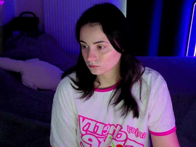 kissy3missy's BongaCams show and profile