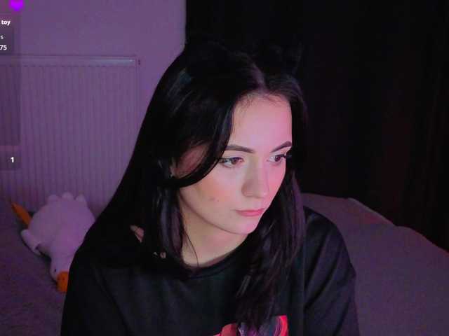 kissy3missy's BongaCams show and profile