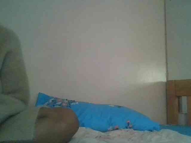 PrettyElle Live Webcam on BongaCams
