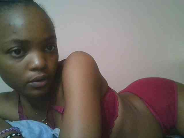 PrettyElle PrettyElle