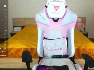 Adelina-Cowell Porn Show