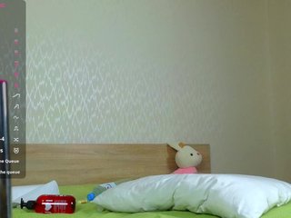 Adelina-Cowell Porn Show