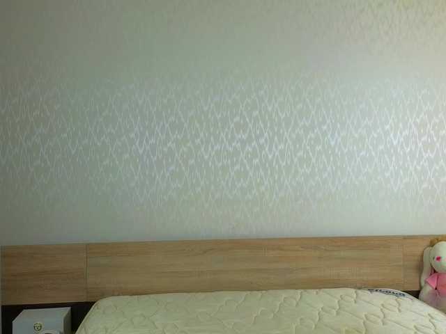 Adelina-Cowell's BongaCams show and profile