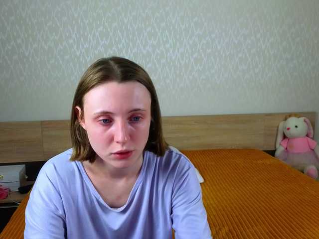 Adelina-Cowell's BongaCams show and profile