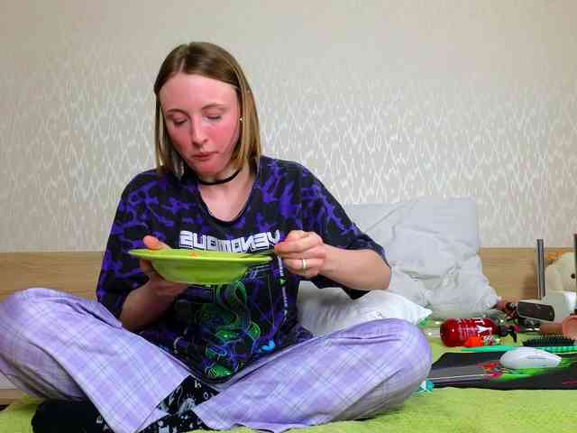 Adelina-Cowell webcam