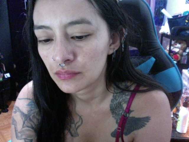 AngelaQueen's BongaCams show and profile