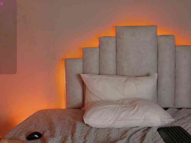 BeckaBlue Live Webcam on BongaCams