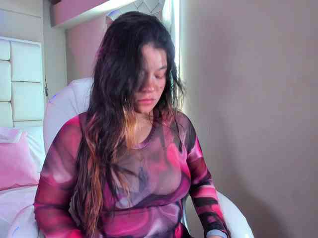 Evelyn-sexy18 webcam