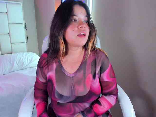 Evelyn-sexy18 webcam