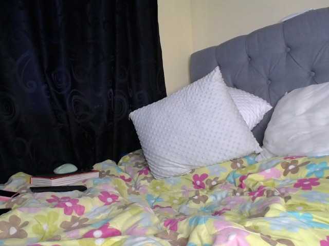 le modèle Ivonne1 est en webcam porno dans un show sur le site bongacams, il possède les tags suivants: Latino/Hispanic,Redhead,Trimmed