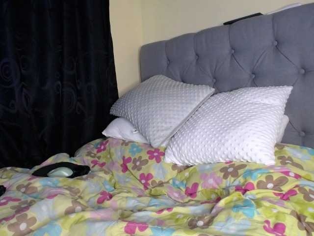 le modèle Ivonne1 est en webcam porno dans un show sur le site bongacams, il possède les tags suivants: Latino/Hispanic,Redhead,Trimmed