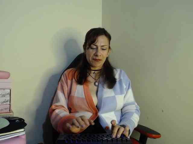Ivonne1 webcam