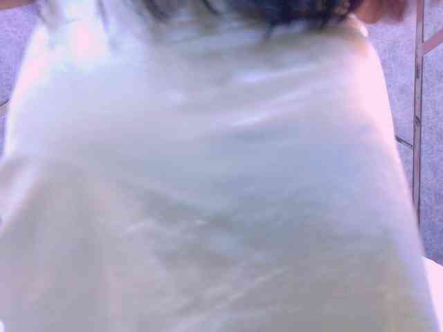 Melody-Whitee webcam