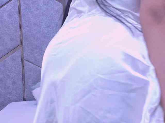 Melody-Whitee webcam