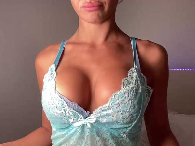 bbybreex's BongaCams show and profile