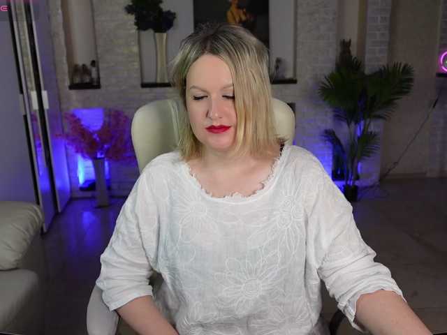 MariemLui's BongaCams show and profile