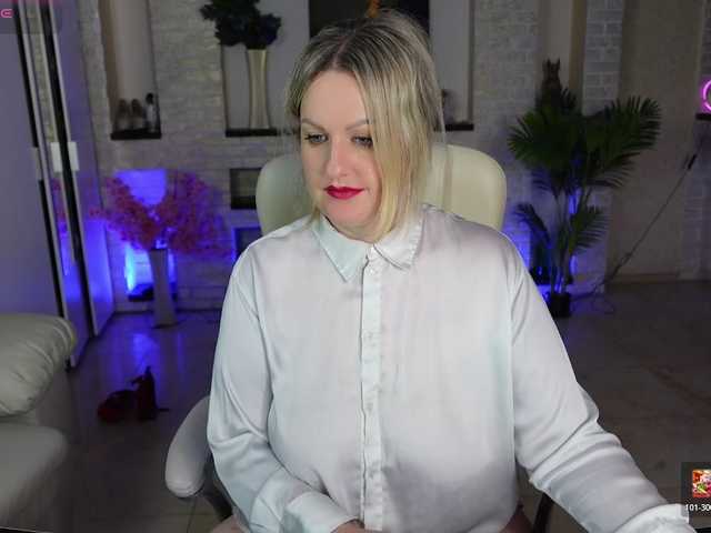 MariemLui's BongaCams show and profile