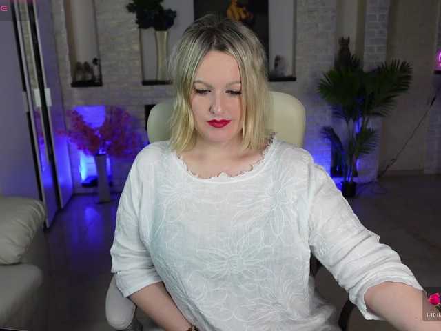 MariemLui's BongaCams show and profile