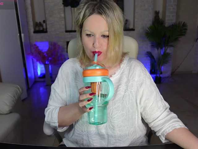 MariemLui's BongaCams show and profile