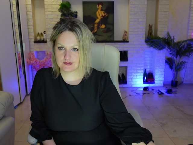 MariemLui's BongaCams show and profile