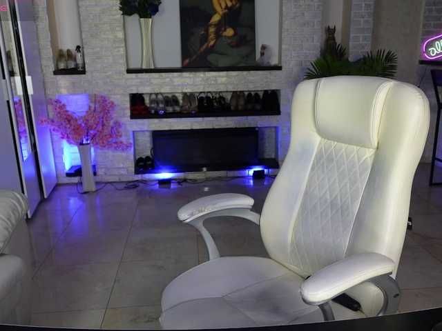 MariemLui's BongaCams show and profile