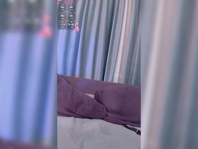 doggy-uwu1's BongaCams show and profile