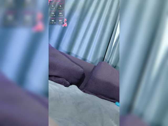 doggy-uwu1's BongaCams show and profile