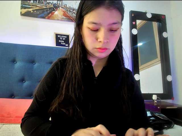 HIMAWARY-SOIN5's BongaCams show and profile