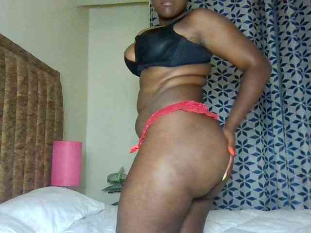 Horny-sexy-bitch webcam