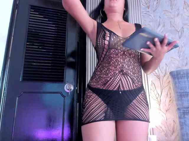 AvaSerrano Live Webcam on BongaCams