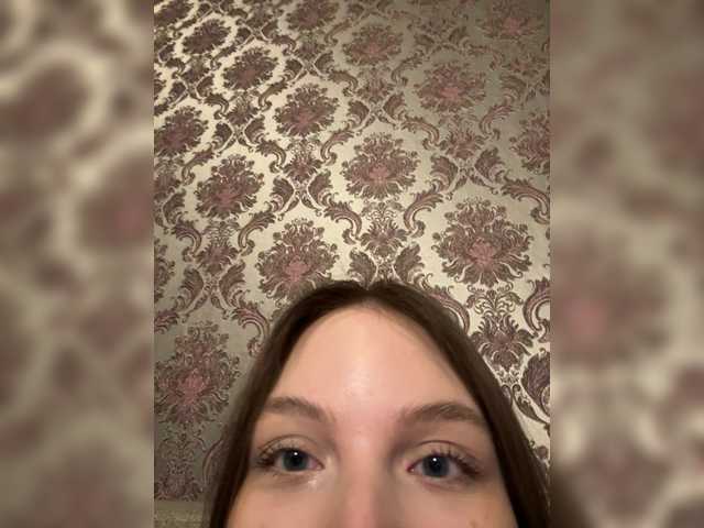 FeezkaYulia streaming now