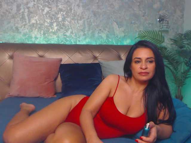 lindacarter9's BongaCams show and profile